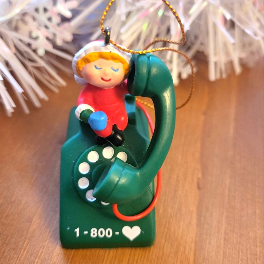Vintage avon christmas tree ornament